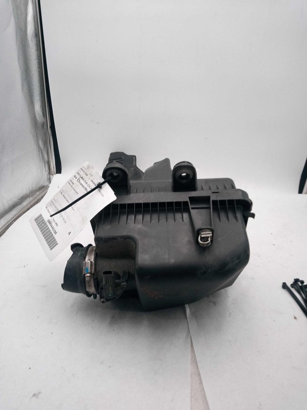 2021 MAZDA CX-30 Air Cleaner Assembly OEM Used 61K Miles PAH9133AXA