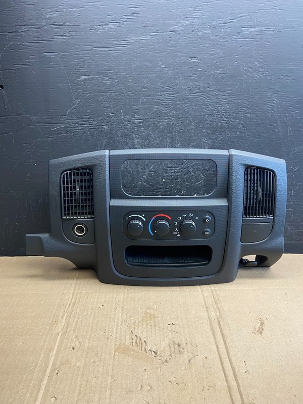 2002 to 2005 Dodge Ram Radio Climate Control Dash Air Vent Bezel Trim AD7220 DG