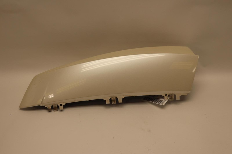 2007-2009 CADILLAC ESCALADE REAR LEFT QUARTER APPLIQUE D PILLAR COVER TRIM OEM