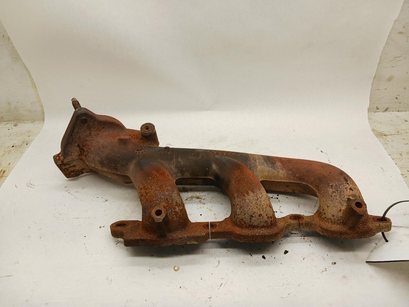 19-'21 CHEVROLET SILVERADO 1500 Exhaust Manifold 4.3L OEM