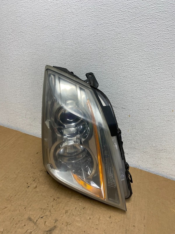 Halogen 2008 to 2014 Cadillac CTS Headlight Right Passenger Rh AD3241 DW