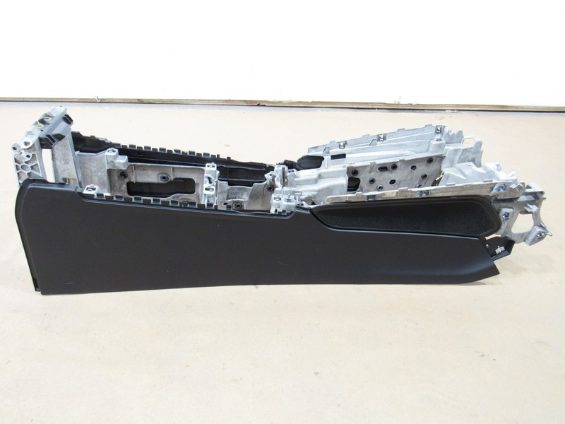 Porsche Macan 2019 Front Center Console Frame Cover Panel Trim Bracket 19-24 |:Y