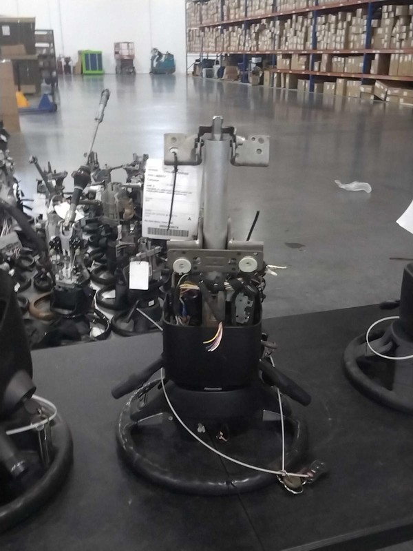 2003 Jeep Liberty Steering Column Green OEM 05057079AA 119K Miles