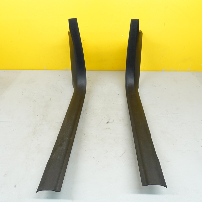 2022-2024 CHEVROLET TRAVERSE FRONT LEFT & RIGHT DOOR SILL PLATE COVER TRIM PANEL
