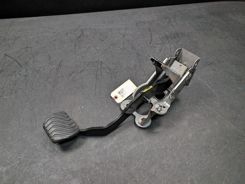 Brake Pedal 2019 Infiniti QX50 46501-5NA0B 2020 2021 2022 2023 2024