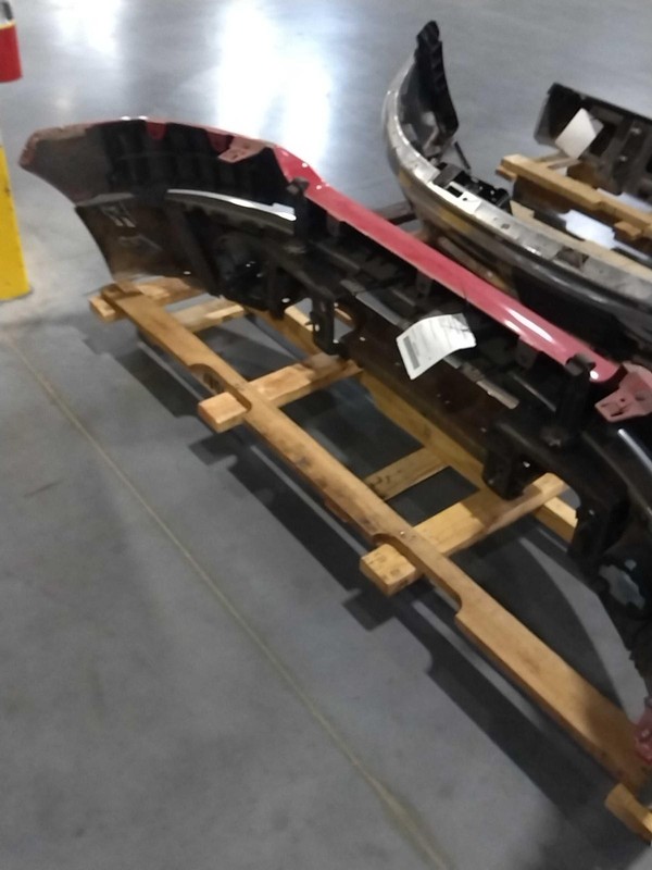 2006 Ford F150 Pickup Red Front Bumper Assembly OEM 6L3Z17757BA 190k Miles