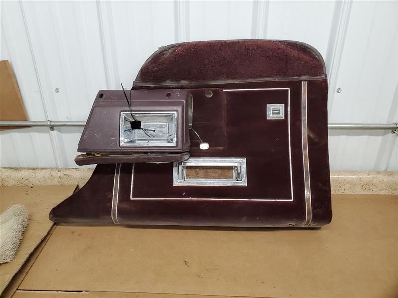 PARISIENN 1984 Door Trim Panel Rear 282364
