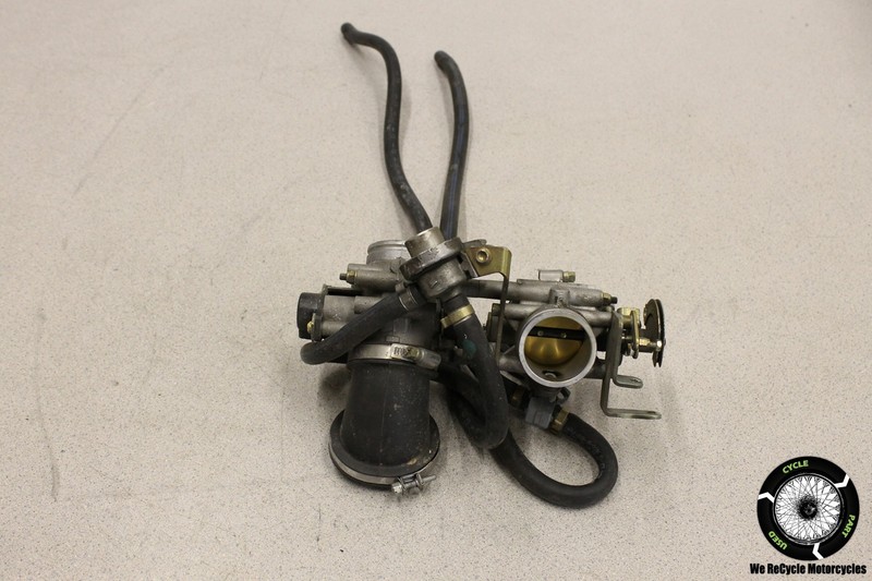 2004 DUCATI M 600 MONSTER THROTTLE BODIES WITH FUEL RAIL INJECTORS ASSY M600 04