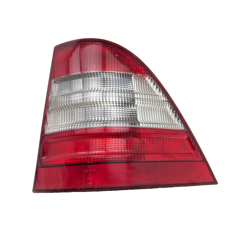 1999-2001 MERCEDES BENZ ML320 PASSENGER/RIGHT SIDE REAR BRAKE TAIL LIGHT OEM
