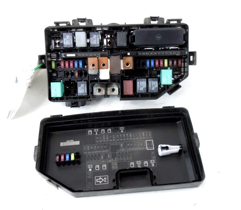 2012-2014 Honda CR-V EX Engine Relay Fuse Box AWD OEM T0A A011 A0
