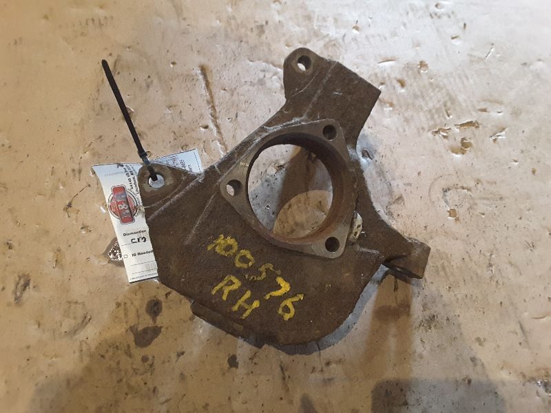 PASSENGER RIGHT FRONT SPINDLE/KNUCKLE FITS 03-08 EXPRESS 1500 VAN 168866