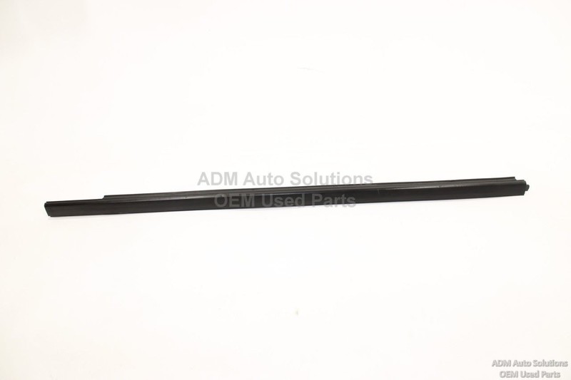 2019-2025 RAM 1500 Front Right Side Door Window Weatherstrip Belt Molding OEM