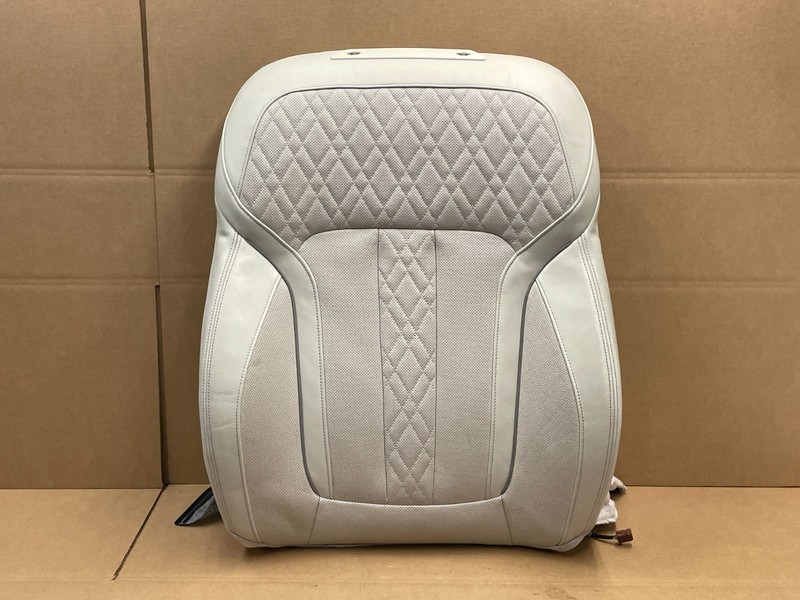 17-19 BMW G30 540i 530i Front Right Passenger Upper Top Seat Cushion 1649 OEM