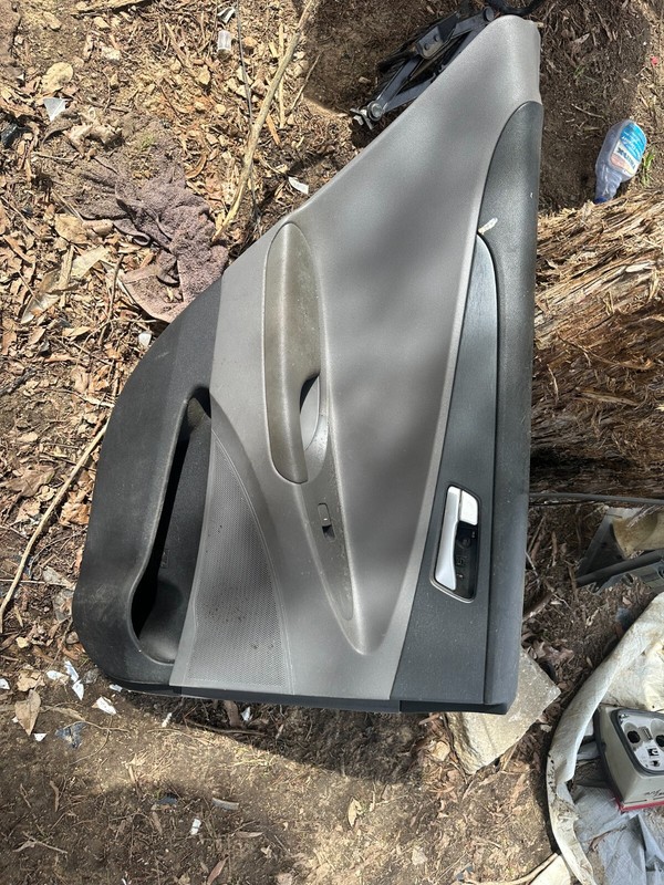 11-14 HYUNDAI SONATA OEM GRAY REAR DRIVER SIDE LH INTERIOR DOOR PANEL W/ SWITCH