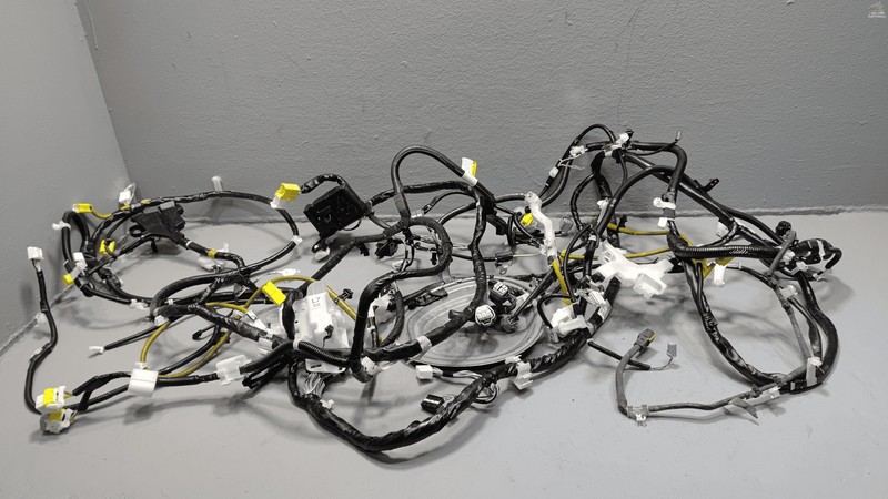 2018 Toyota Camry 2.5L XSE Main Body Cabine Floor Wire Harness OEM
