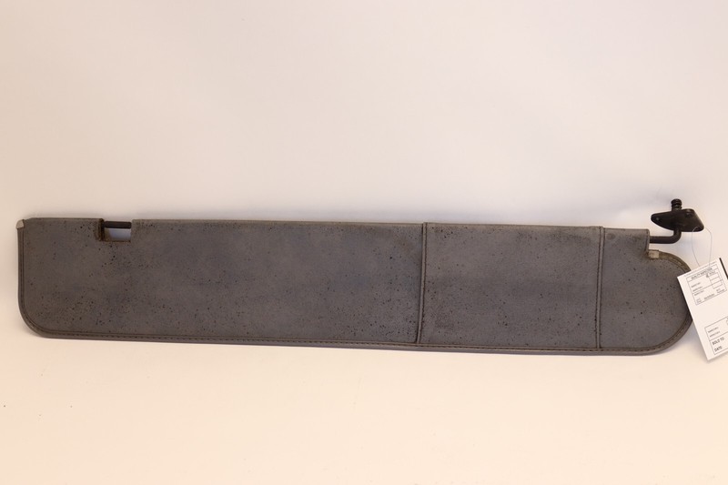 2008-2023 MACK CXU613 MP8 FRONT RIGHT PASSENGER SIDE SUN VISOR SHADE OEM
