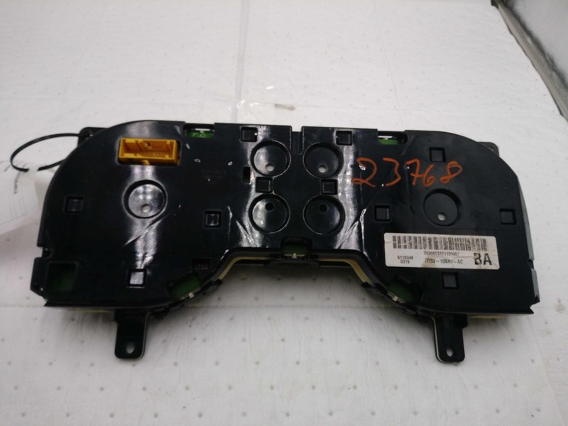 2007 Ford Mustang Speedometer Gauge OEM White 100K Miles NJ25-23768-603189