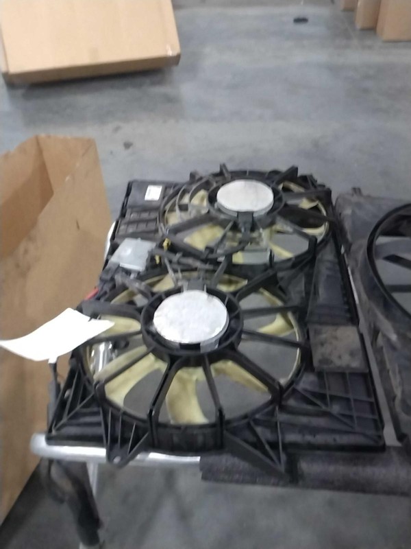 2019 Jeep Cherokee Engine Cooling Fan Motor OEM Black 2.0L 163K Miles
