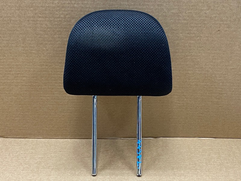 2016-2017 SUBARU CROSSTREK FRONT LEFT DRIVER SIDE HEADREST OEM LOT773