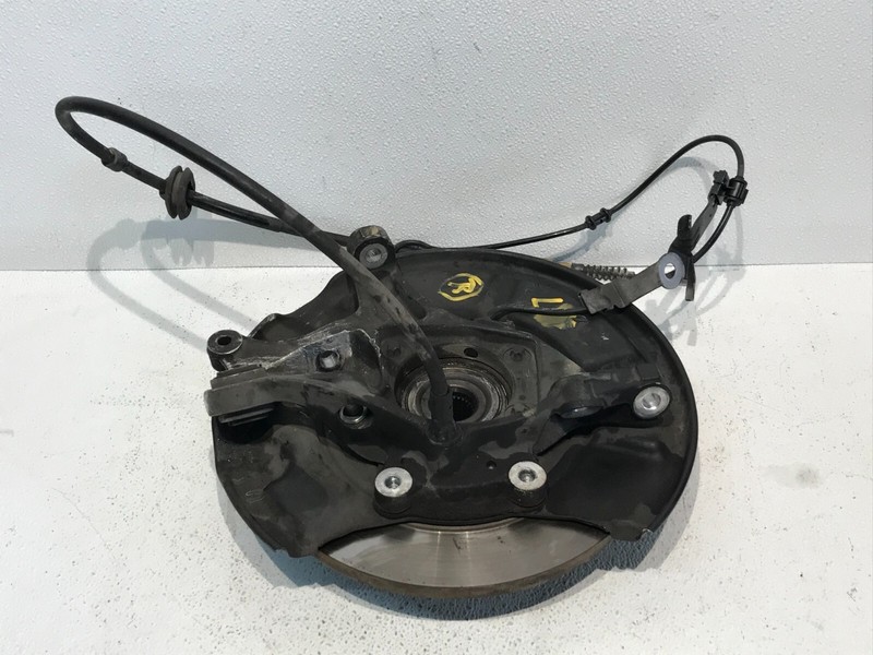 03-12 Mercedes R230 SL500 SL550 Rear Left Driver Side Spindle Knuckle Hub OEM