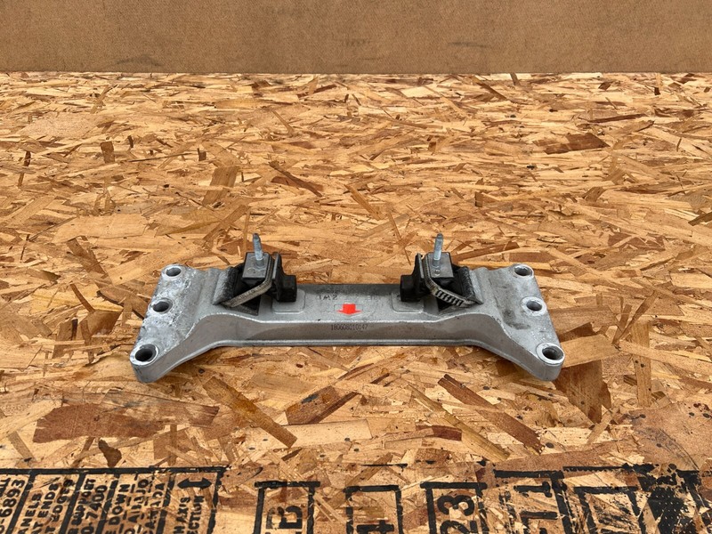 GENESIS G70 2019-2023 OEM AUTOMATIC TRANSMISSION BRACKET HOLDER RWD 2.0L ASSEY