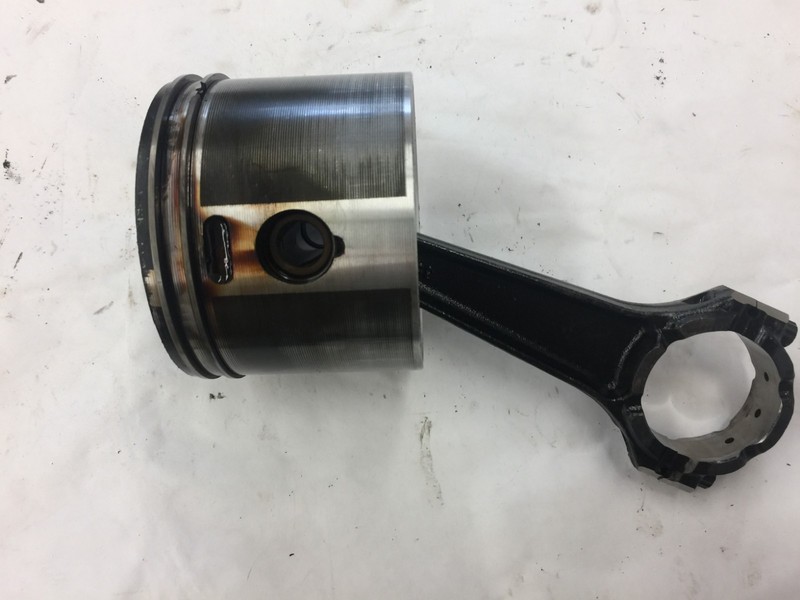 Evinrude 75hp 90hp etec piston and connecting rod 5007545
