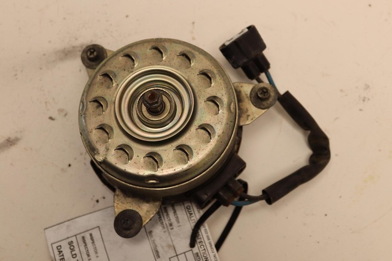 2014-2017 INFINITI QX70 3.7L LEFT SIDE ENGINE RADIATOR COOLING FAN MOTOR OEM