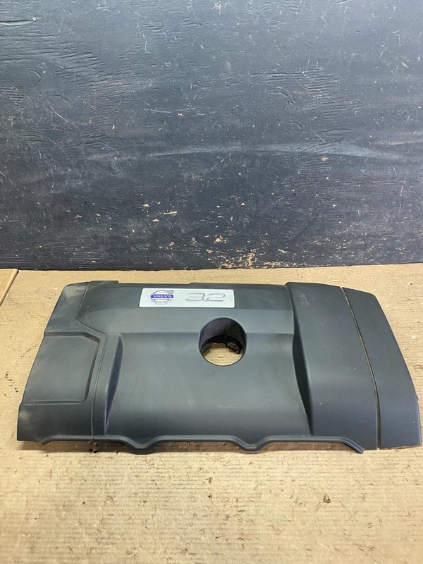2007 to 2014 Volvo XC90 OEM 3.2L Upper Top Engine Motor Dust Cover Oem s3464 DG