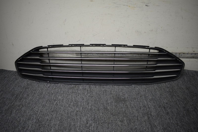 FORD FUSION FRONT GRILLE FACTORY OEM