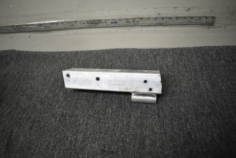 2012-2017 AUDI Q5 REINFORCEMENT BRACKET FACTORY OEM