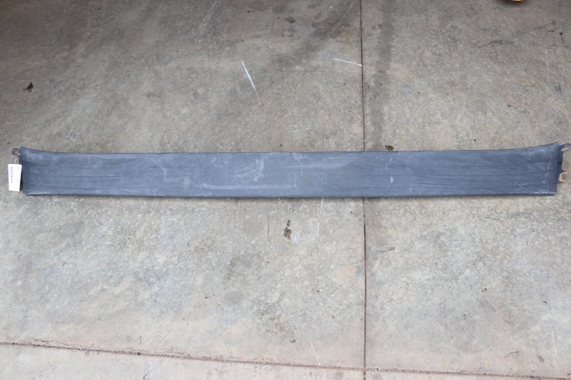 17-24 FREIGHTLINER CASCADIA 126 ROOF MOUNTED SPOILER PANEL A22-68019-003 OEM