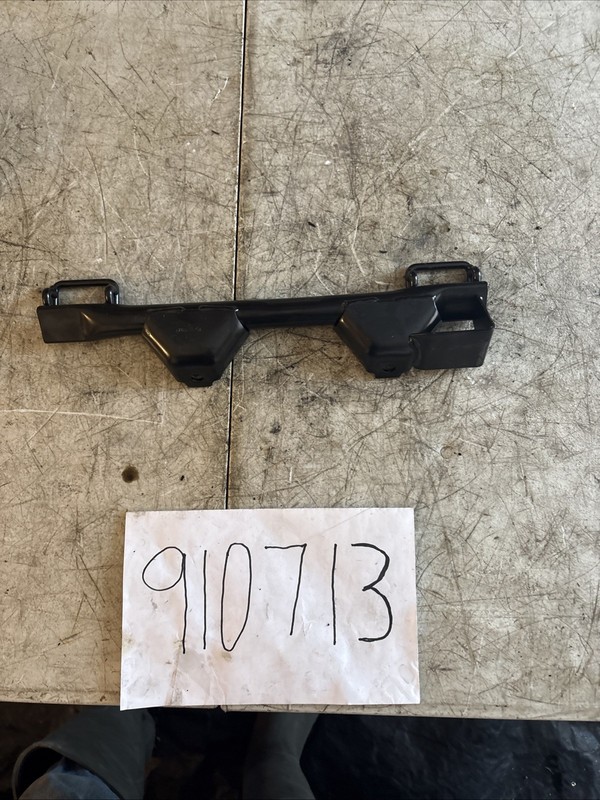 2005-2008 Audi Rear Right Child Seat Floor Retaining Plate 8E0813546B