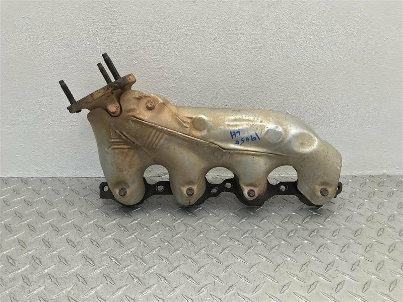 04-14 TAHOE YUKON SUBURBAN 1500 5.3L DRIVER EXHAUST MANIFOLD OEM 327-00167BR