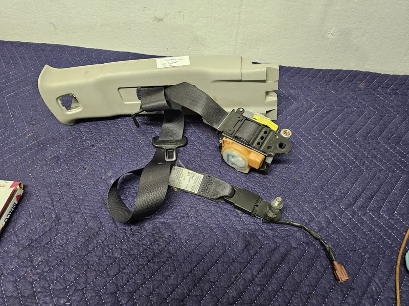 08-14 Subaru Impreza WRX Front Passenger Seatbelt Retractor Oem Tested