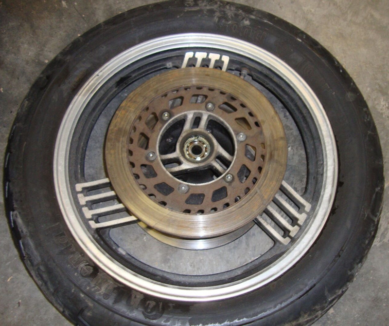1985 Yamaha Venture XVZ 1200 XVZ1200 D XVZ1200D Front Rim Wheel Tire Rotor 18