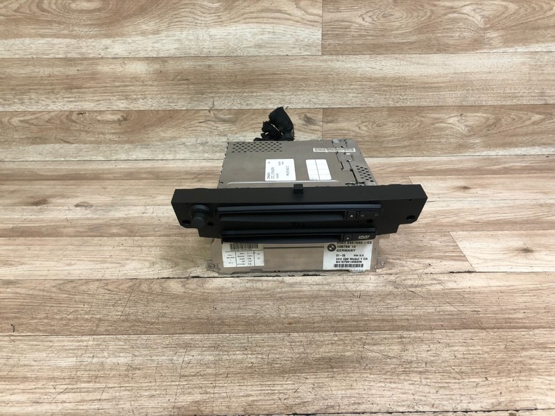 BMW OEM 525 530 535 545 550 M5 645 650 M6 FRONT NAVIGATION RADIO CD CCC 04-07 3