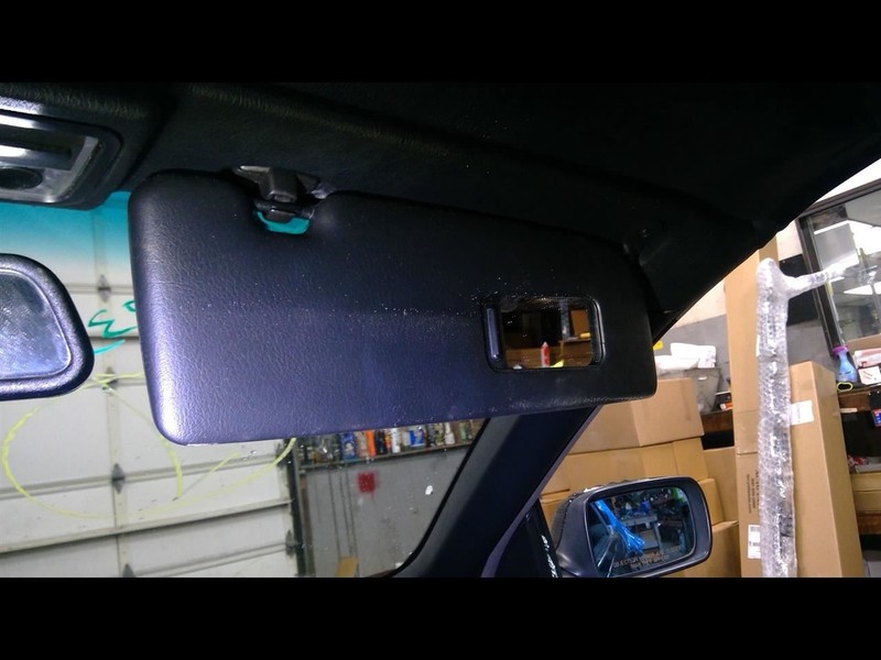 Passenger Right Sun Visor Convertible Fits 01-06 BMW 325i 1527527