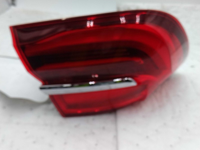 2018 BMW 750i Left Tail Light Assembly White OEM 386491 101K Miles