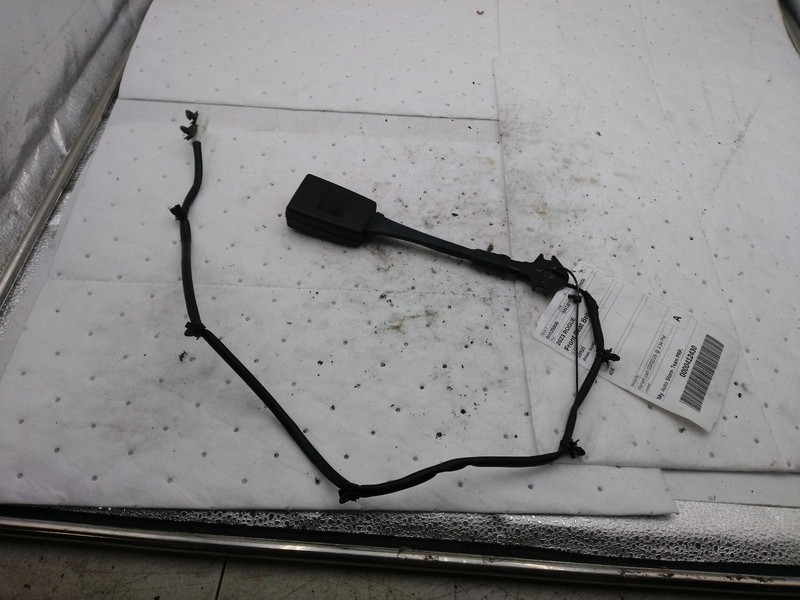 2021-2023 Nissan Rogue OEM Grey Driver Seat Belt Buckle 24000 Miles