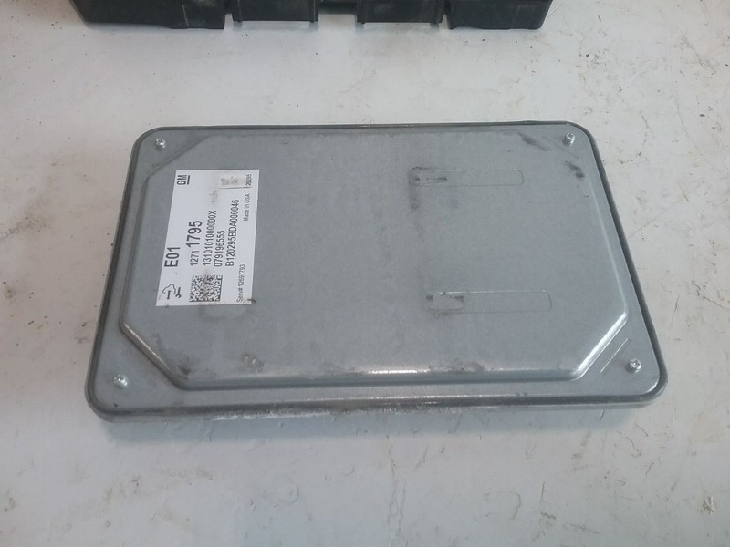 Engine ECM Electronic Control Module 2.0L Fits 20-23 BLAZER 3532320