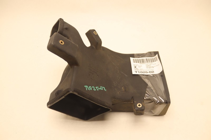 2018-2023 PETERBILT 579 PACCAR AIR VENT DUCT GUIDE F66-6858 OEM