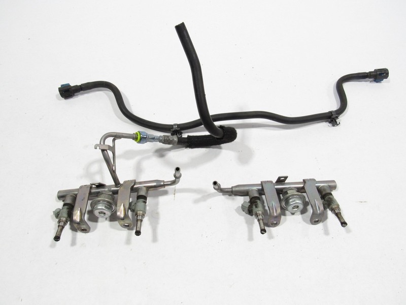 17-21 Toyota 86 GT 2018 2.0L Engine Fuel Injector Injection Rail Hose Pipe Set *