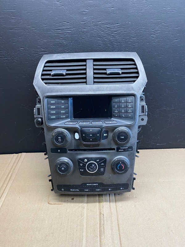 2011 to 2014 Ford Explorer Radio Climate Control Trim Bezel Panel Oem ab8696 DG