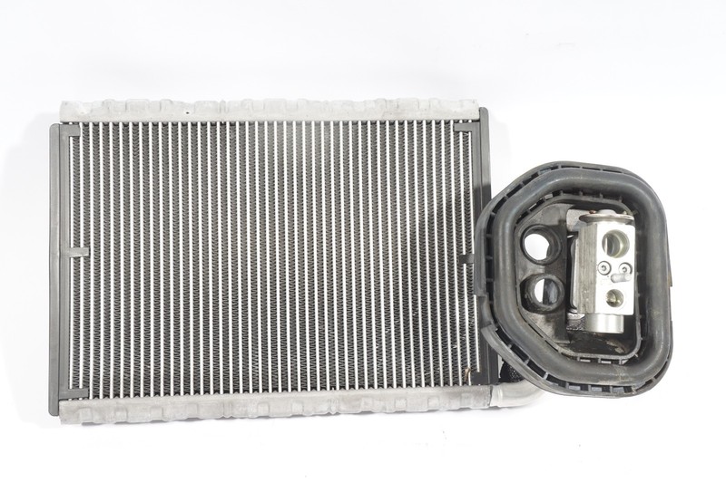 2008 - 2014 MERCEDES BENZ C300 W204 AC HEATER EVAPORATOR OEM