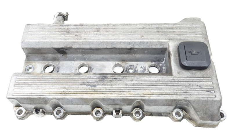96-99 BMW E36 M44 1.9L engine CYLINDER HEAD VALVE COVER 12478280