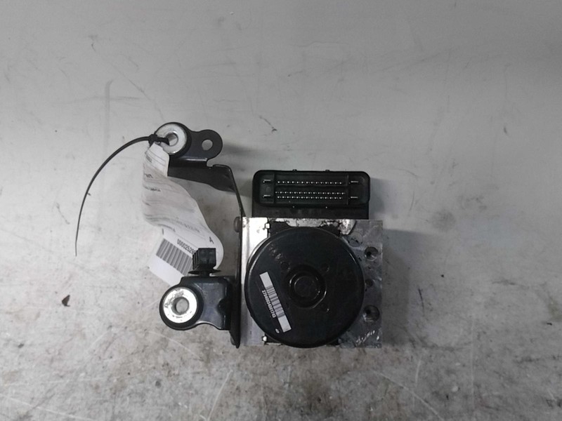 2015 Volvo 80 Series ABS Pump & Motor Assembly OEM 31400545 Black 119k Miles