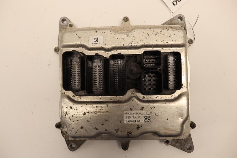 2013-2018 BMW X1 E84 2.0L SDRIVE28I ECM ENGINE COMPUTER CONTROL MODULE OEM