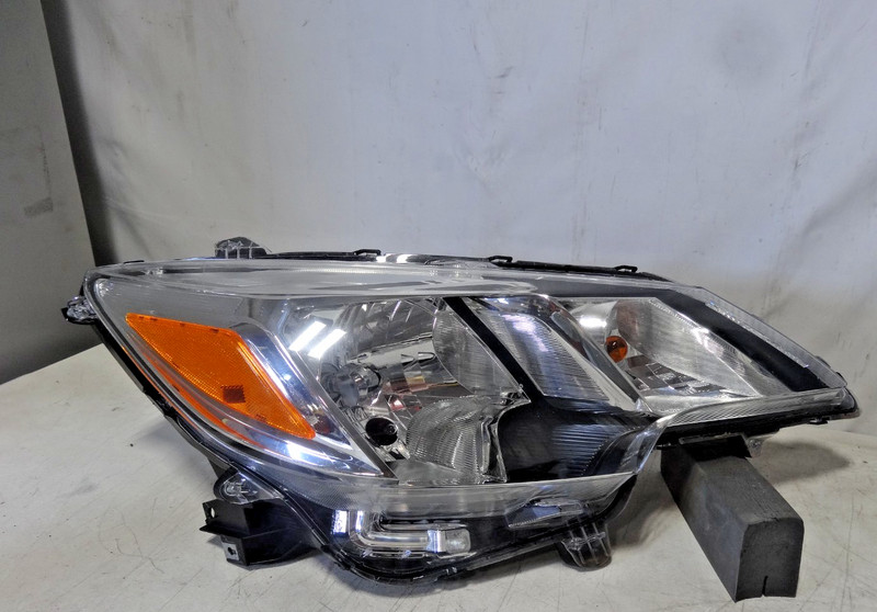 2021-2022 Mitsubishi Mirage Right Passenger Side Headlight! Factory Original!