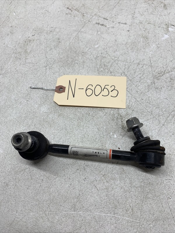 Tesla Model 3 Rear Left Stabilizer Link 1044491-00-F 6053 B141
