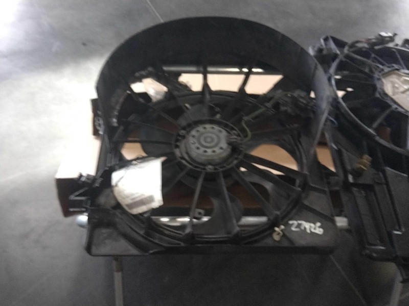 2010 Jeep Liberty Engine Cooling Fan Motor OEM 3.7L Green 123k Miles